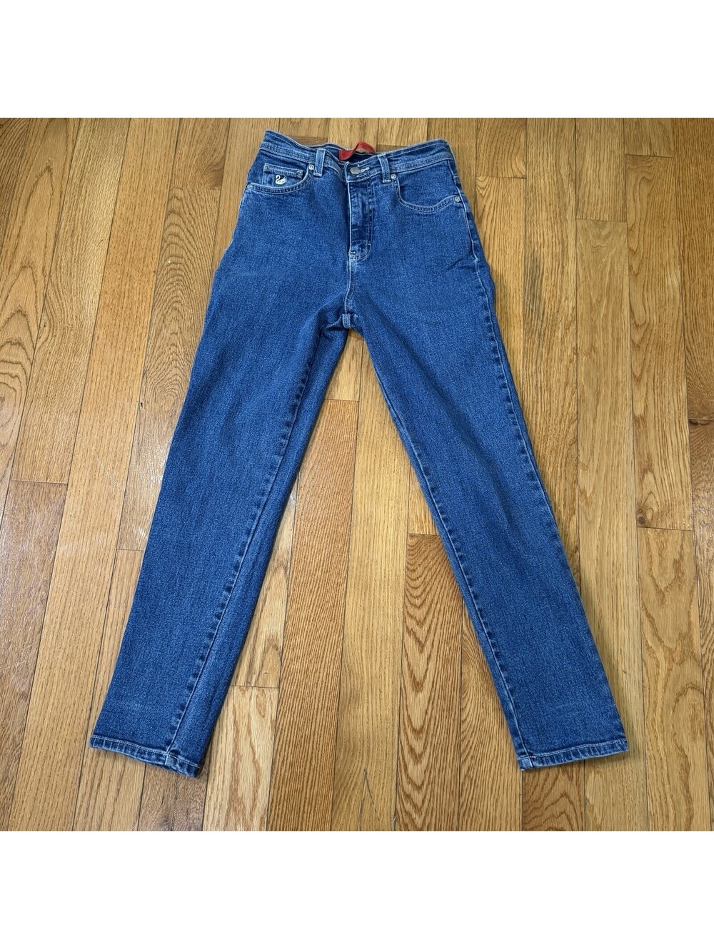 Size 6 Girls gloria vanderbilt jeans Light Wash (petite)